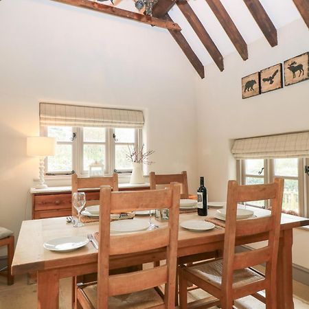 Cosy Cot Villa Stoford Exterior photo